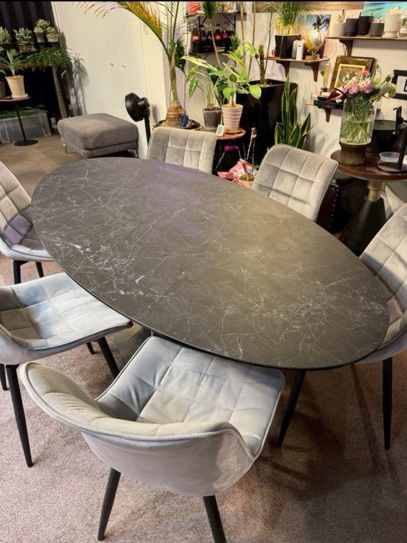 円形黒色マーブル風テーブル 180cm