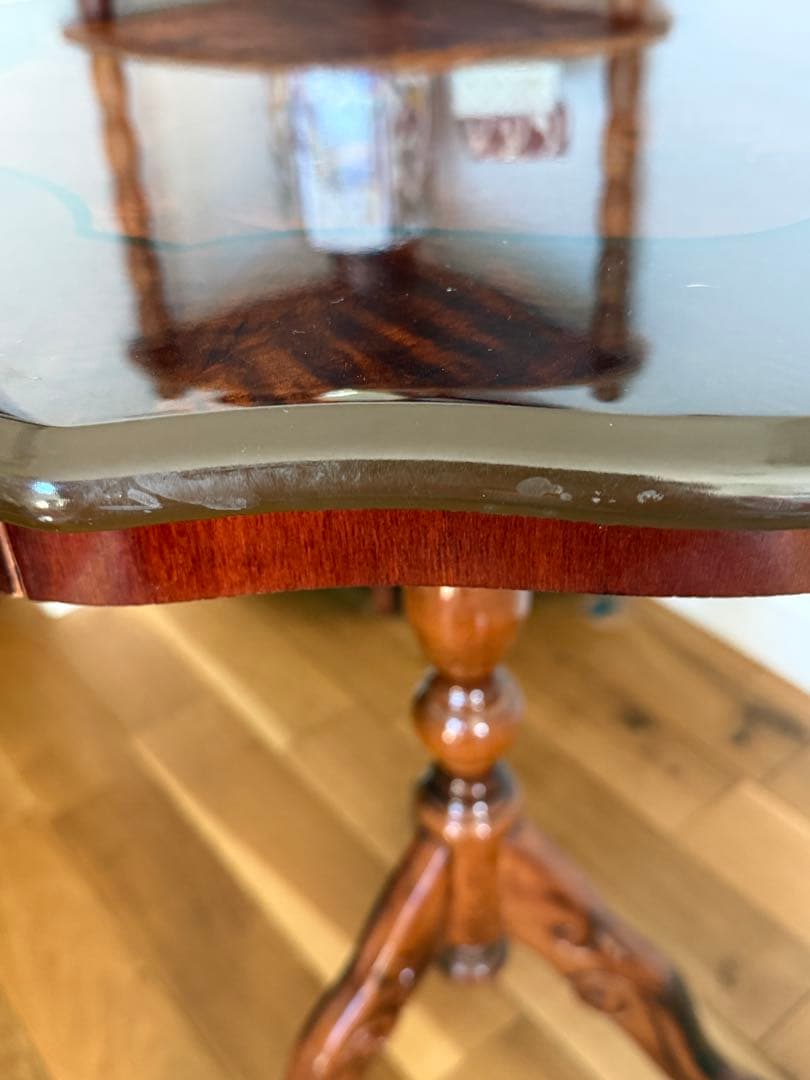 アンティーク調　ティーテーブル　サイドテーブル　ワインテーブル