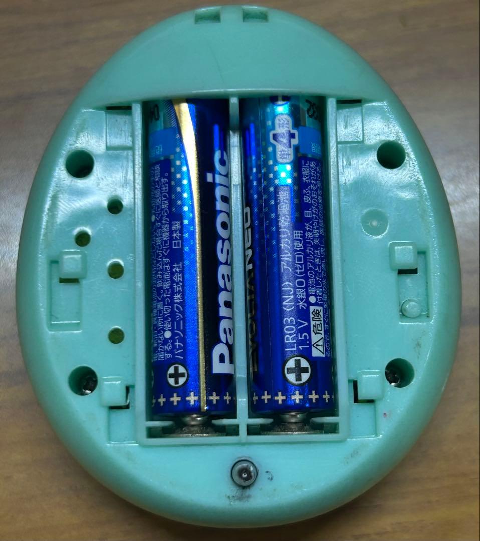 【1/3発送】たまごっちピース本体 新品電池2本,説明書,箱,たまデコピアス付き