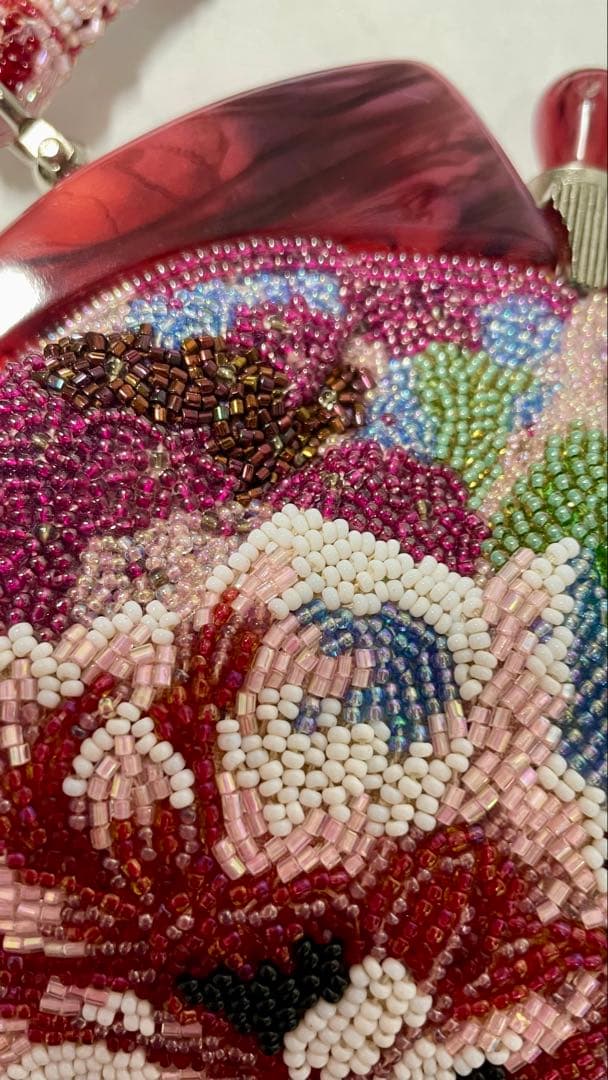 ビーズ細工が素敵な　ヴィンテージ　ビーズ手提げバック