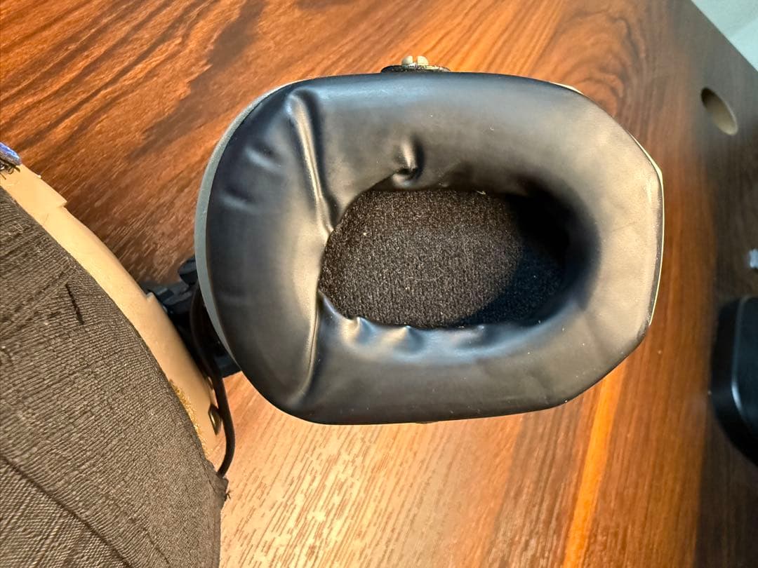 タクティカルヘルメット