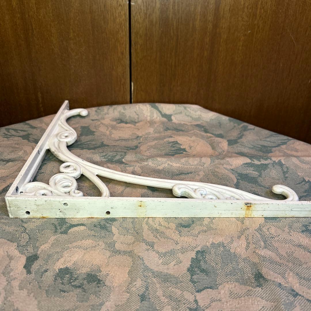 貴重アンティーク エレガントなアイアンブラケット/棚受け/ハンギング アイボリー