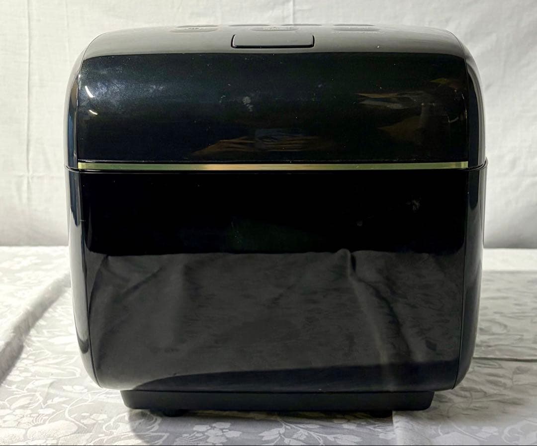 ③ 象印 炊飯器 圧力IH炊飯ジャー 1升炊き 炎舞炊き NW-LB18-BZ