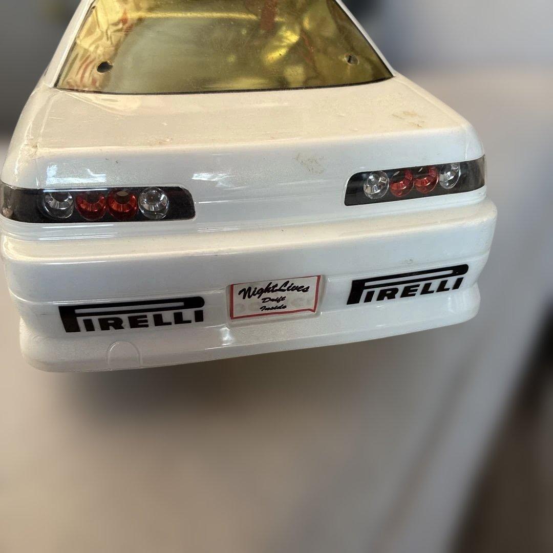 S13シルビアラジコン Pirelliロゴ付き