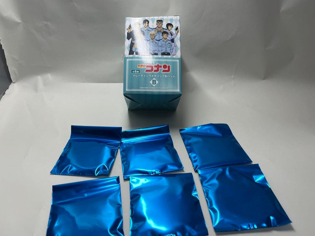 名探偵コナン トレーディングメタリック缶バッチ　全24個