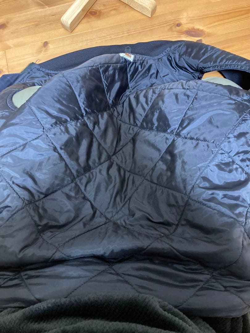 カーハート　ダッグベスト