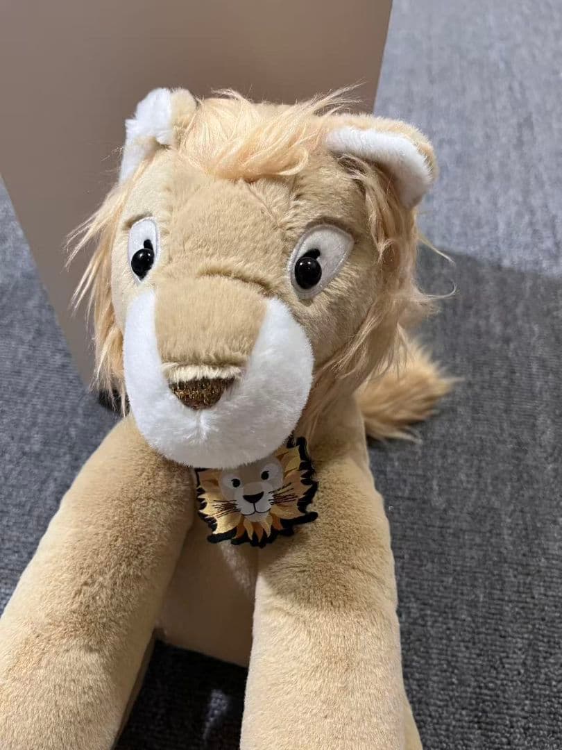 非売品シャネル coco crush ライオン ぬいぐるみ