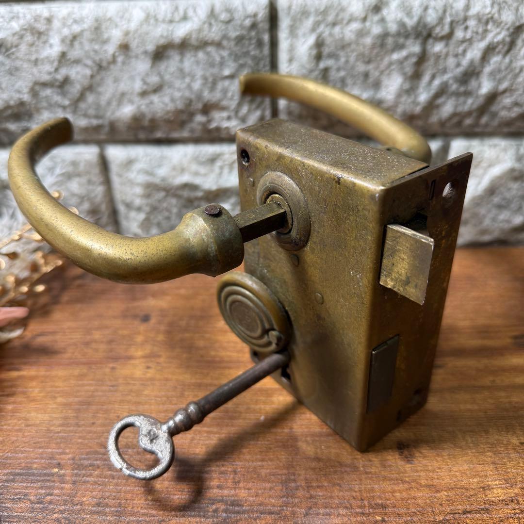 フランス アンティーク ヴィンテージ 鍵付き 真鍮製 ドアノブ