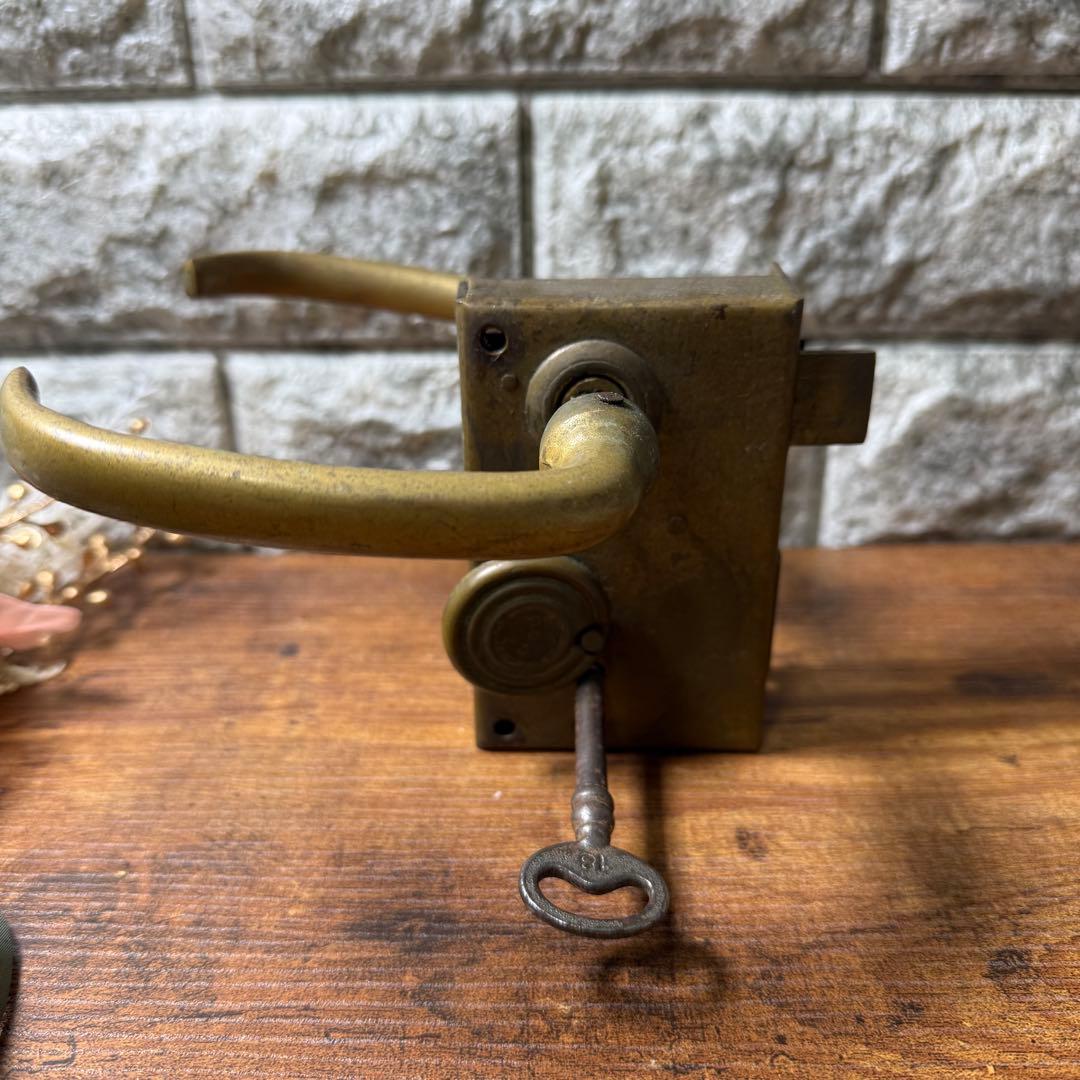 フランス アンティーク ヴィンテージ 鍵付き 真鍮製 ドアノブ