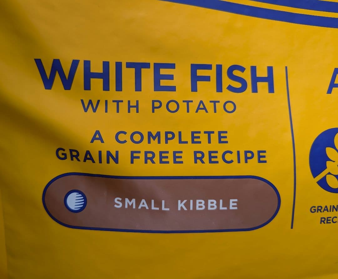 FISH4DOGS FINEST ホワイトフィッシュ ドッグフード15kg