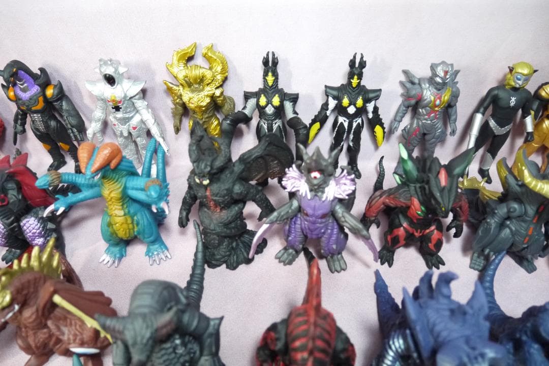 ウルトラ怪獣シリーズ500　怪獣ソフビ　86体セット