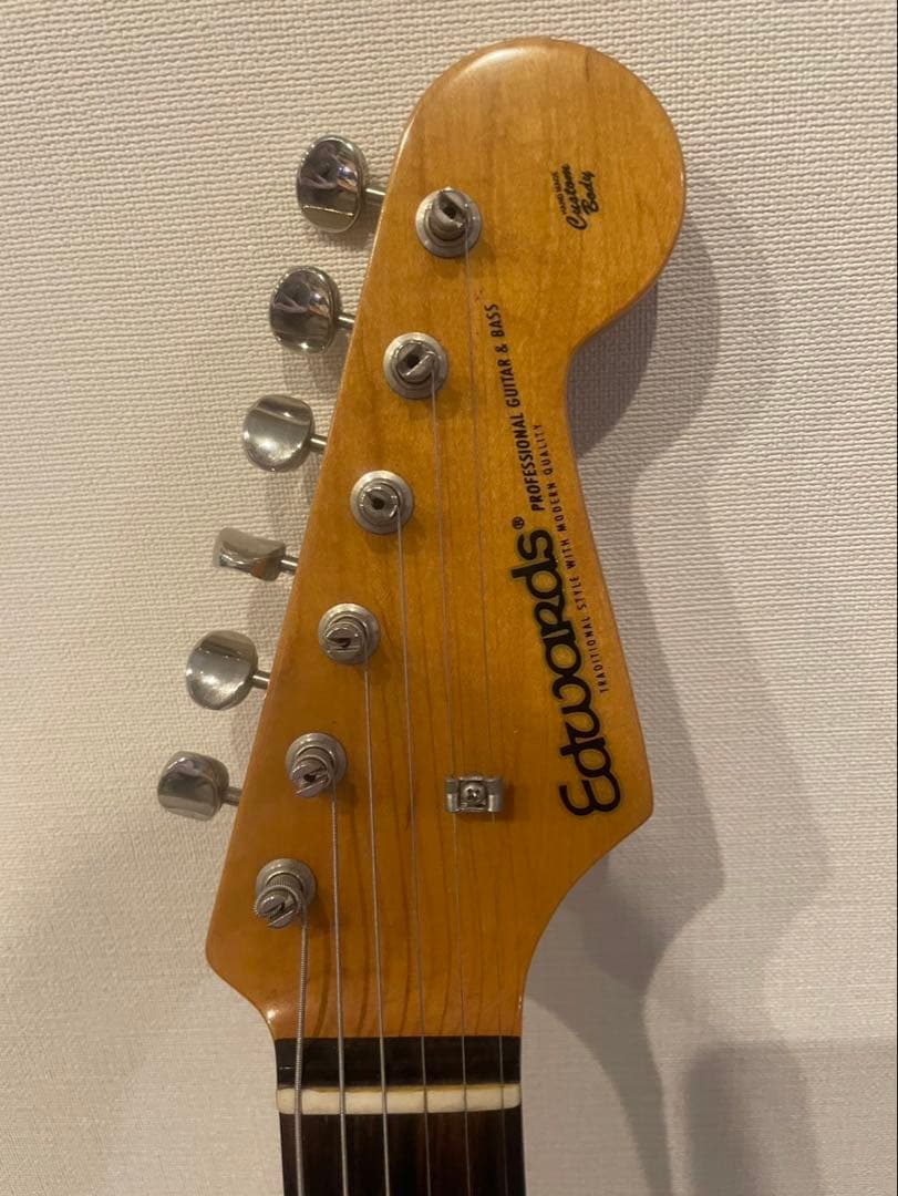 Edwards エドワーズ　ストラトキャスター