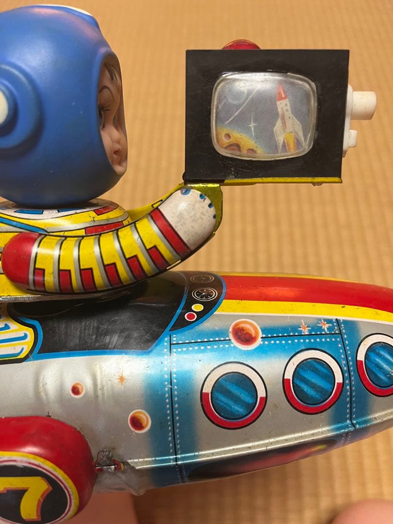 ブリキのおもちゃ