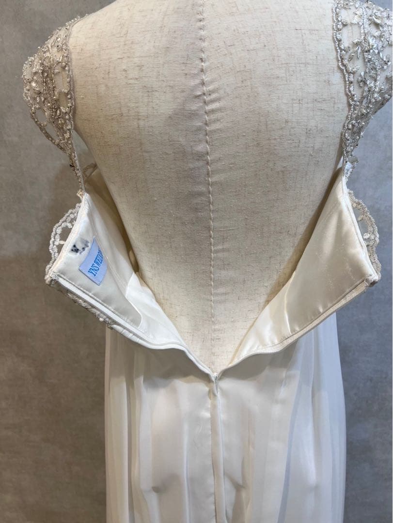 マタニティにも！ホワイトシフォンエンパイアウェディングドレス(YNS) 11号