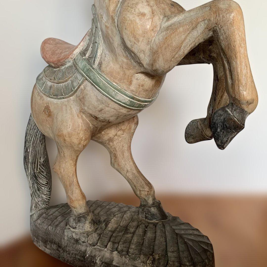 木製馬の彫刻 立ち上がりデザイン 高さ 約64cm シャビー オブジェ　店舗什器