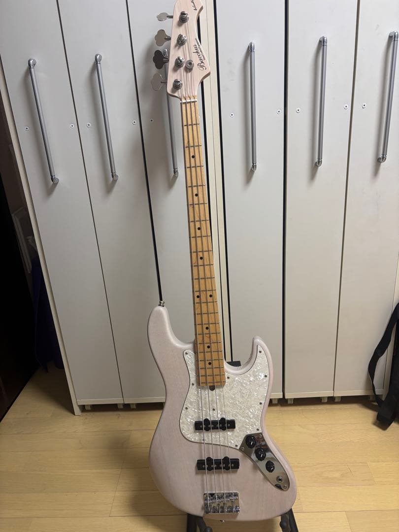 【mai】⭐️レア⭐️Bacchus(バッカス) WL-434