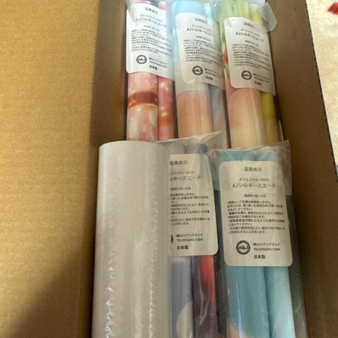 ハミダシクリエイティブ クラファン タペストリー5本セット&アニメ版権絵ポスター