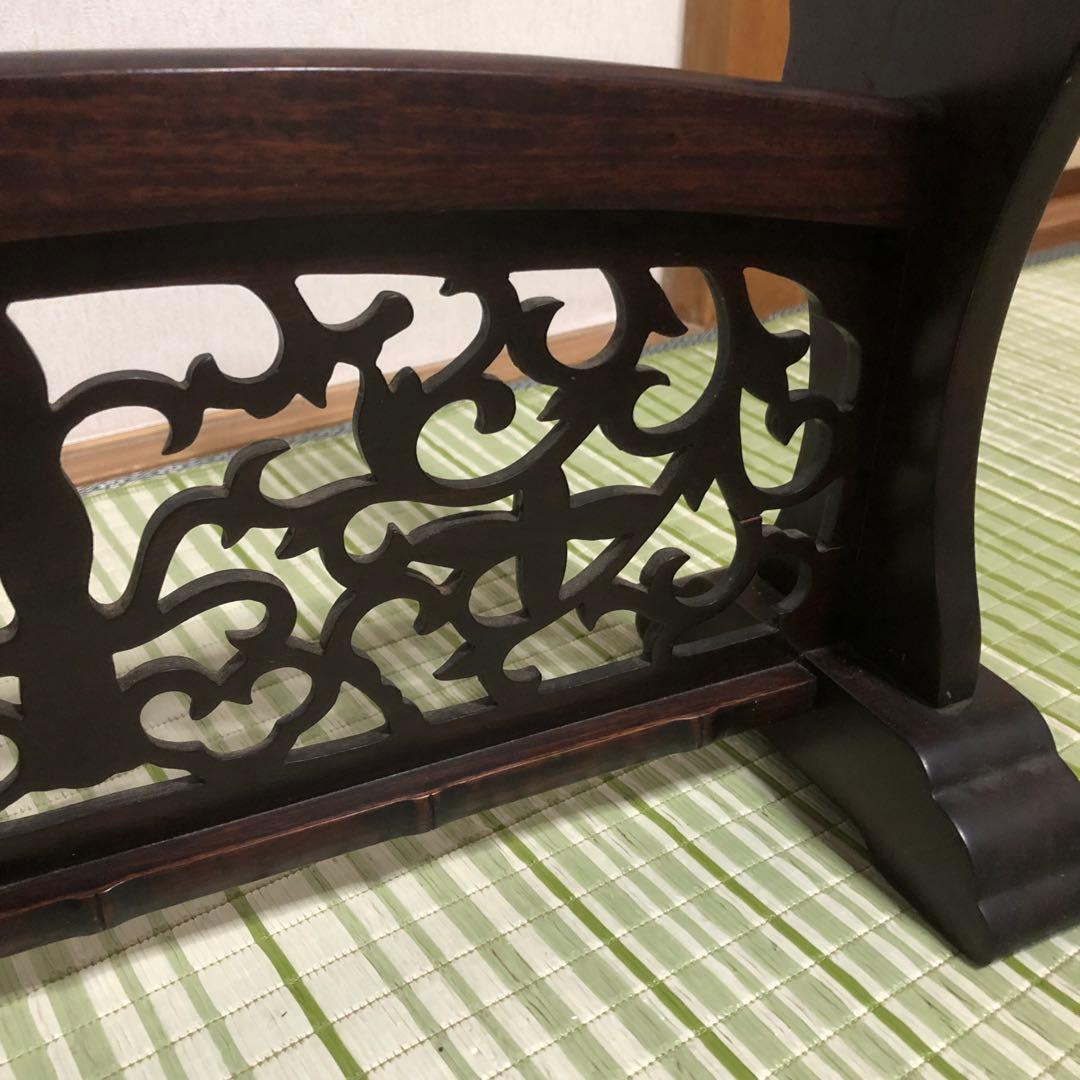 刀台　刀掛け　台座　飾り台　木製　刀立て　刀置き　模造刀置き　水牛の角置　唐木風