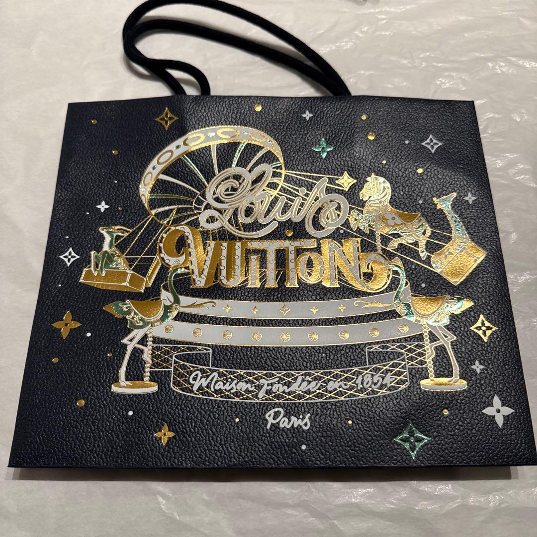 ルイヴィトン　カード　ケース　ポルト　カルト・ロミー！！