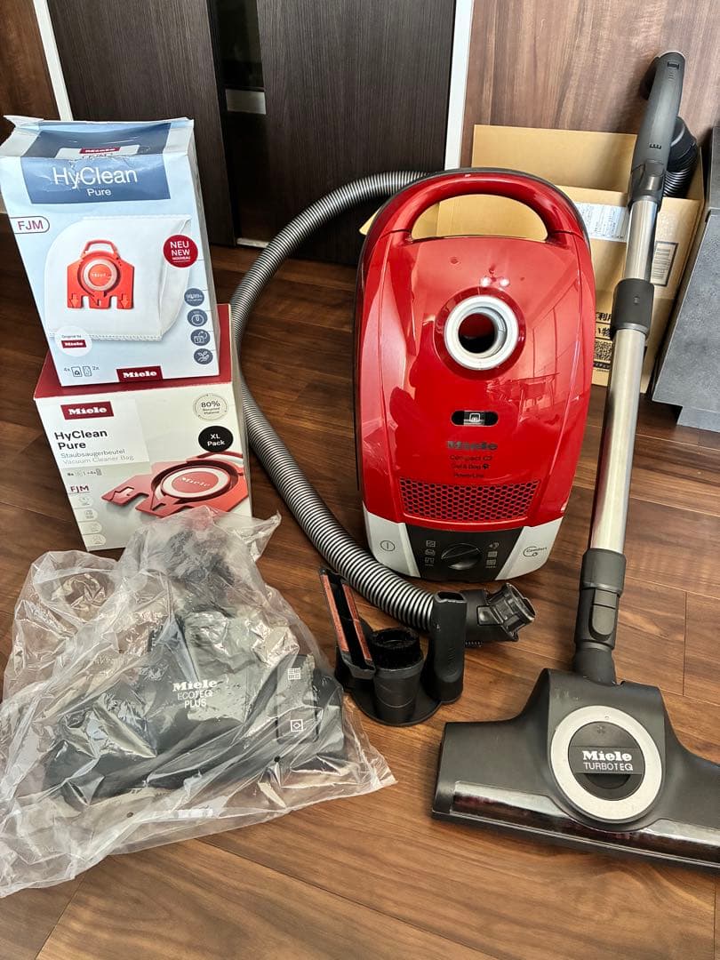 掃除機・クリーナー Miele Compact C2 Cat&Dog PowerLine SDBO4