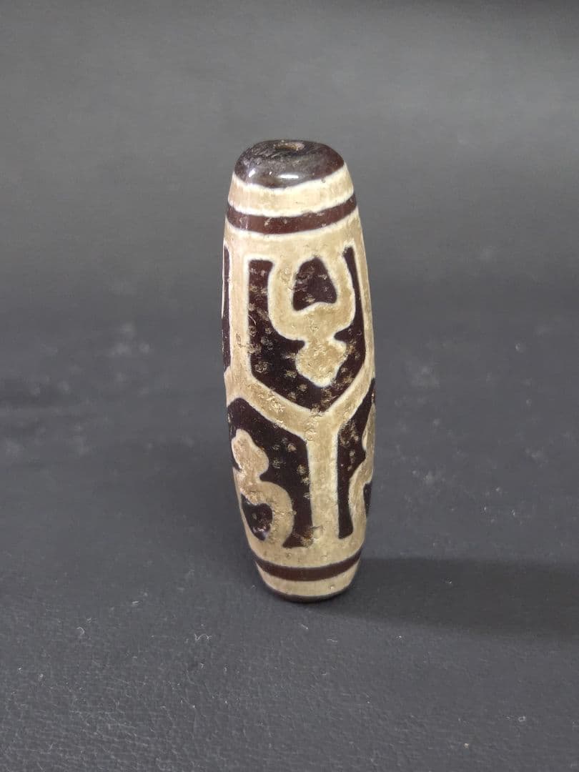 865　天珠　亀甲長壽蓮花宝瓶天珠　紅玉髄.貴重　珍品　dzibeads！