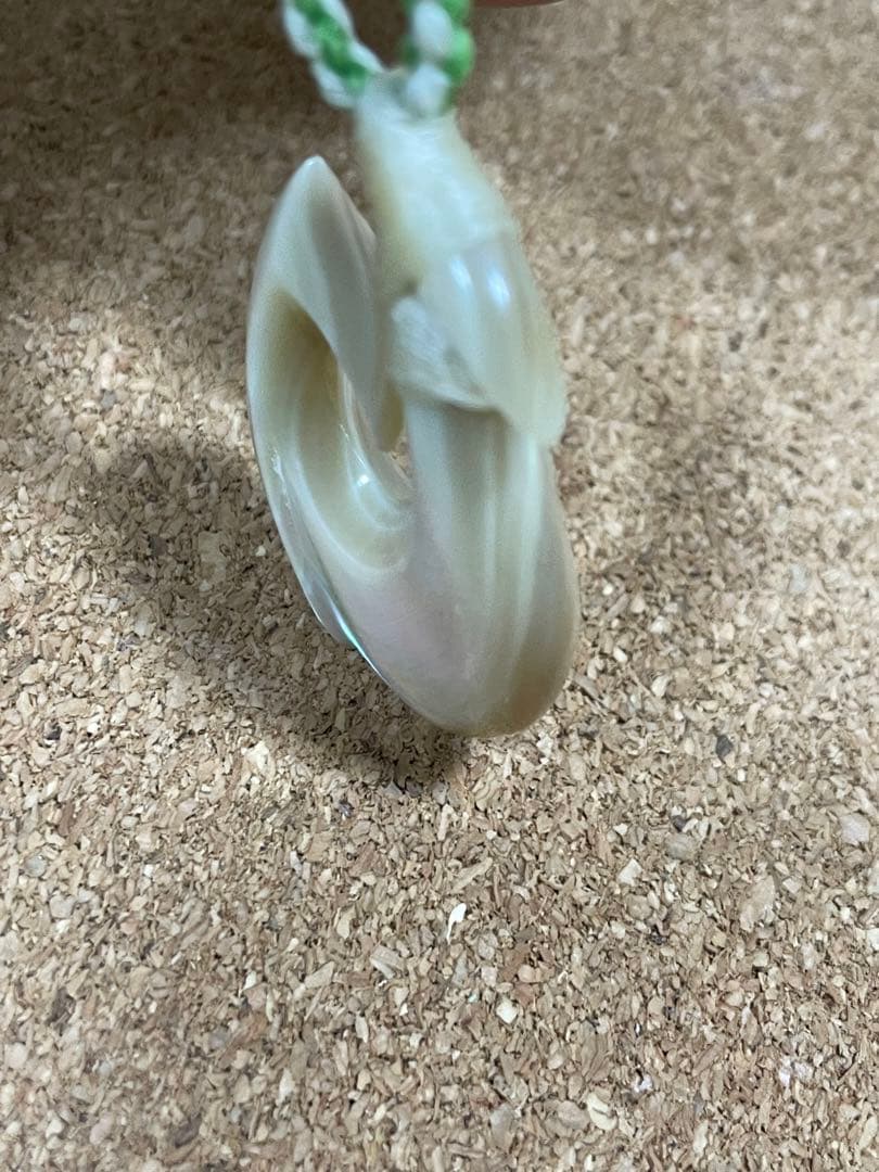 夜光貝ネックレス(ys31)シェルカービング、ボーンカービング