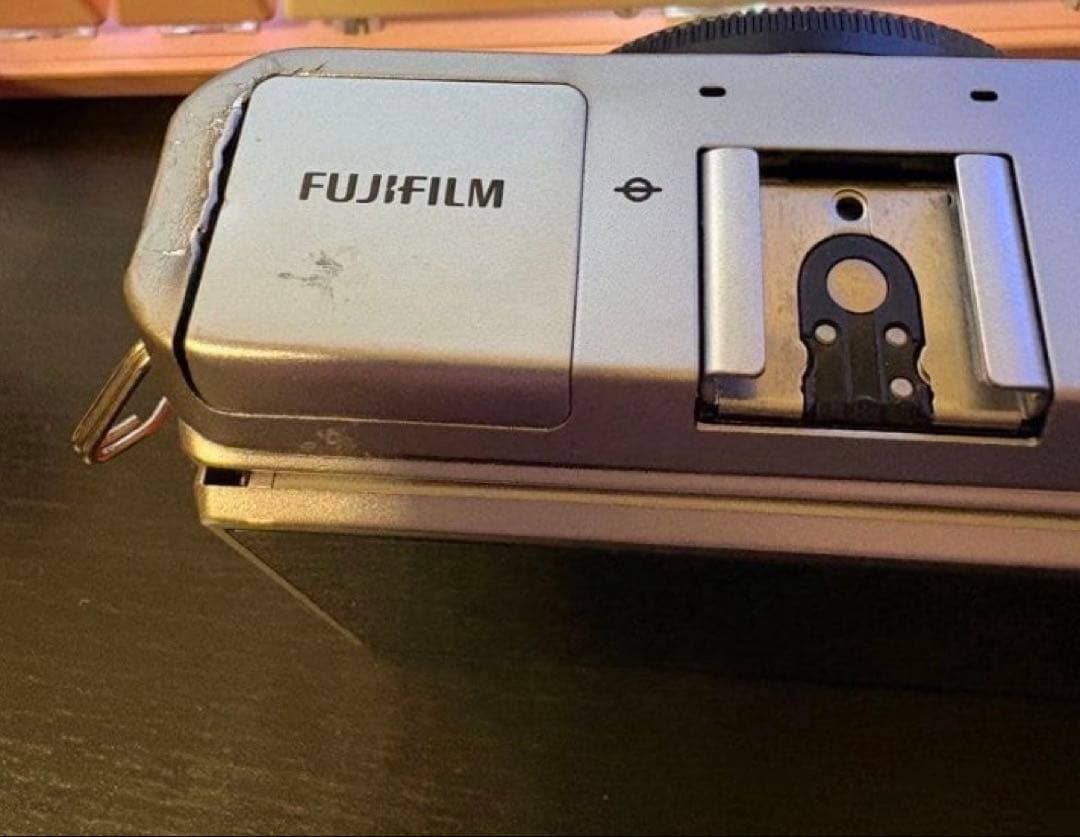 Fujifilm X-A3 レッド/シルバー 16-50mm