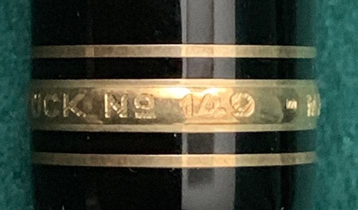 MONTBLANCの万年筆