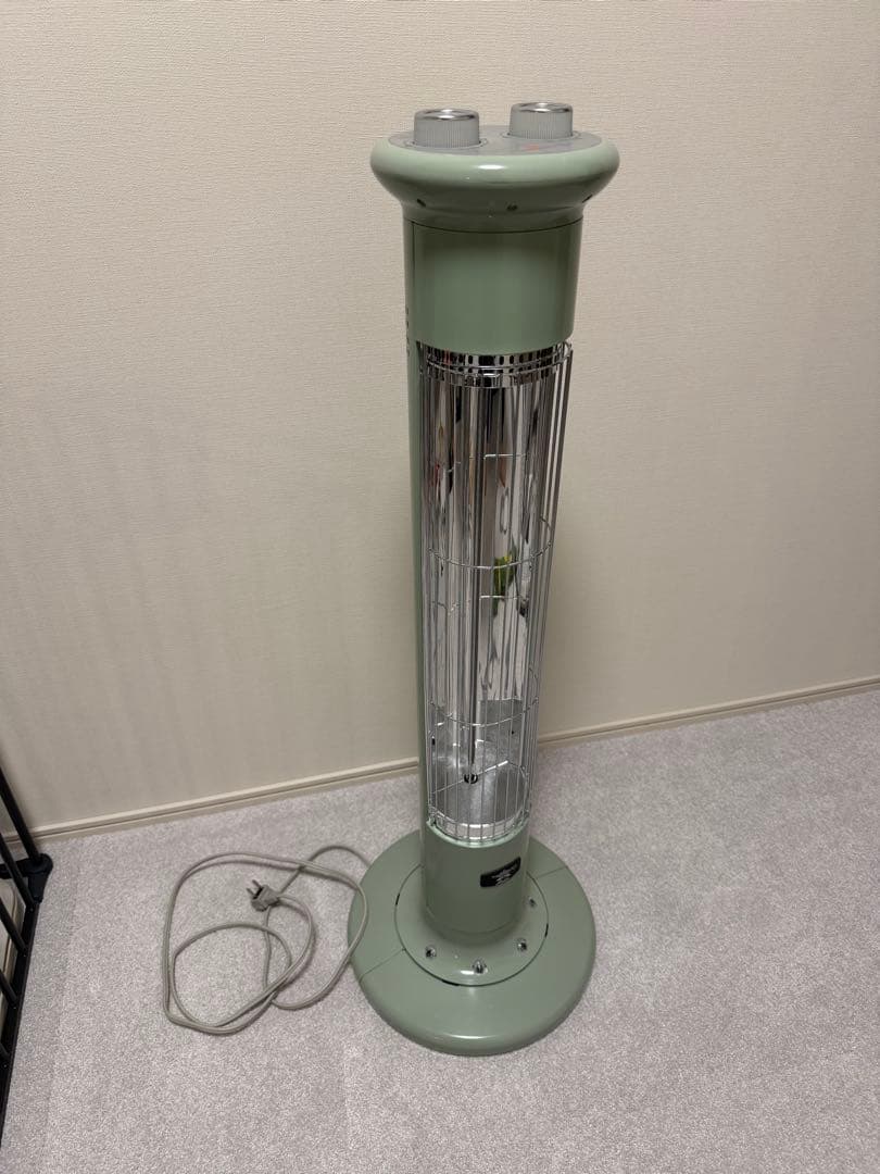 ★最終値下げ★Aladdin（アラジン）遠赤グラファイトヒーター タイマー付き