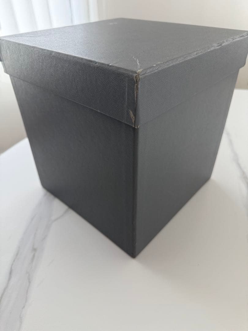 LALIQUE クリスタルガラス 花瓶　フラワーベース