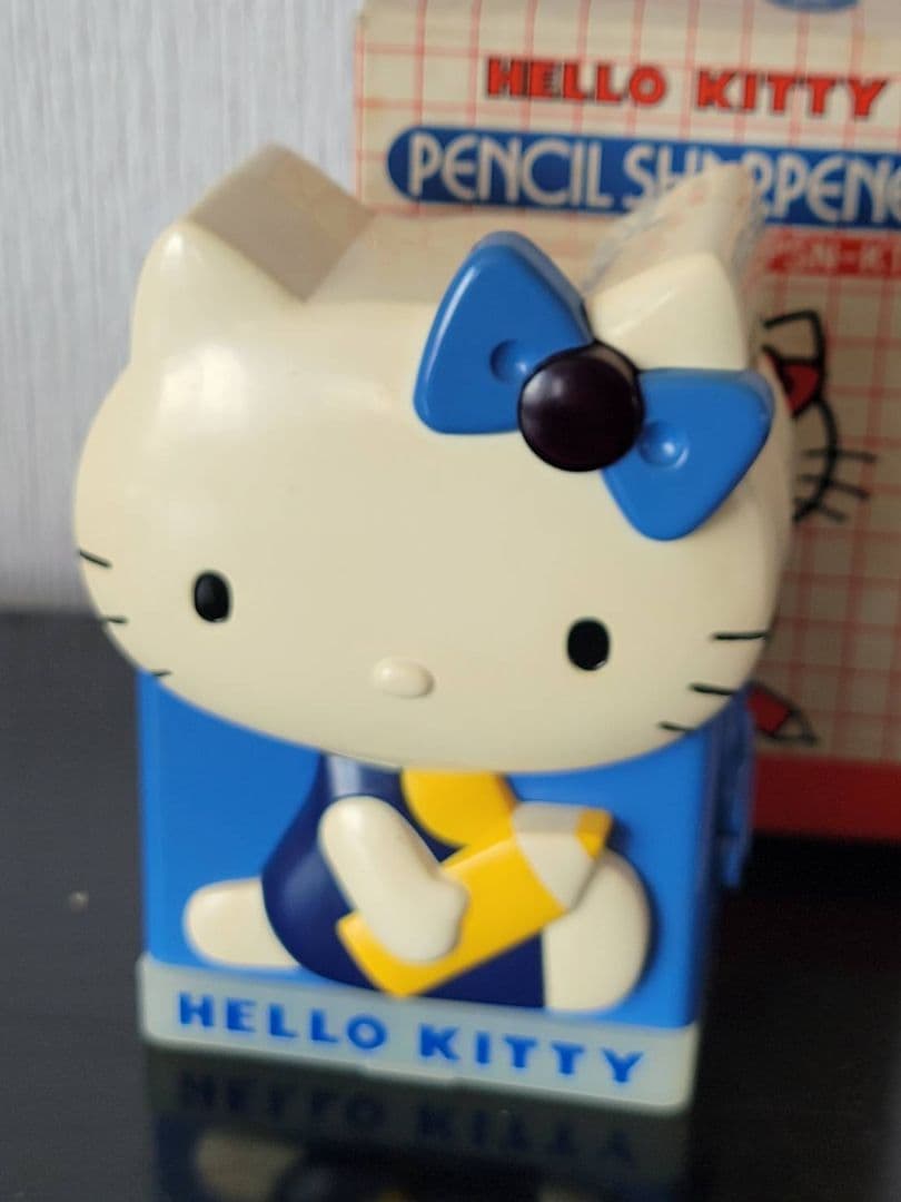 ハローキティ　HELLO KITTY PENCIL SHARPENER　昭和家電