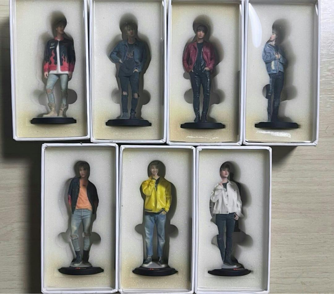 【レア】BTS　SK telecom フィギュア　７体セット