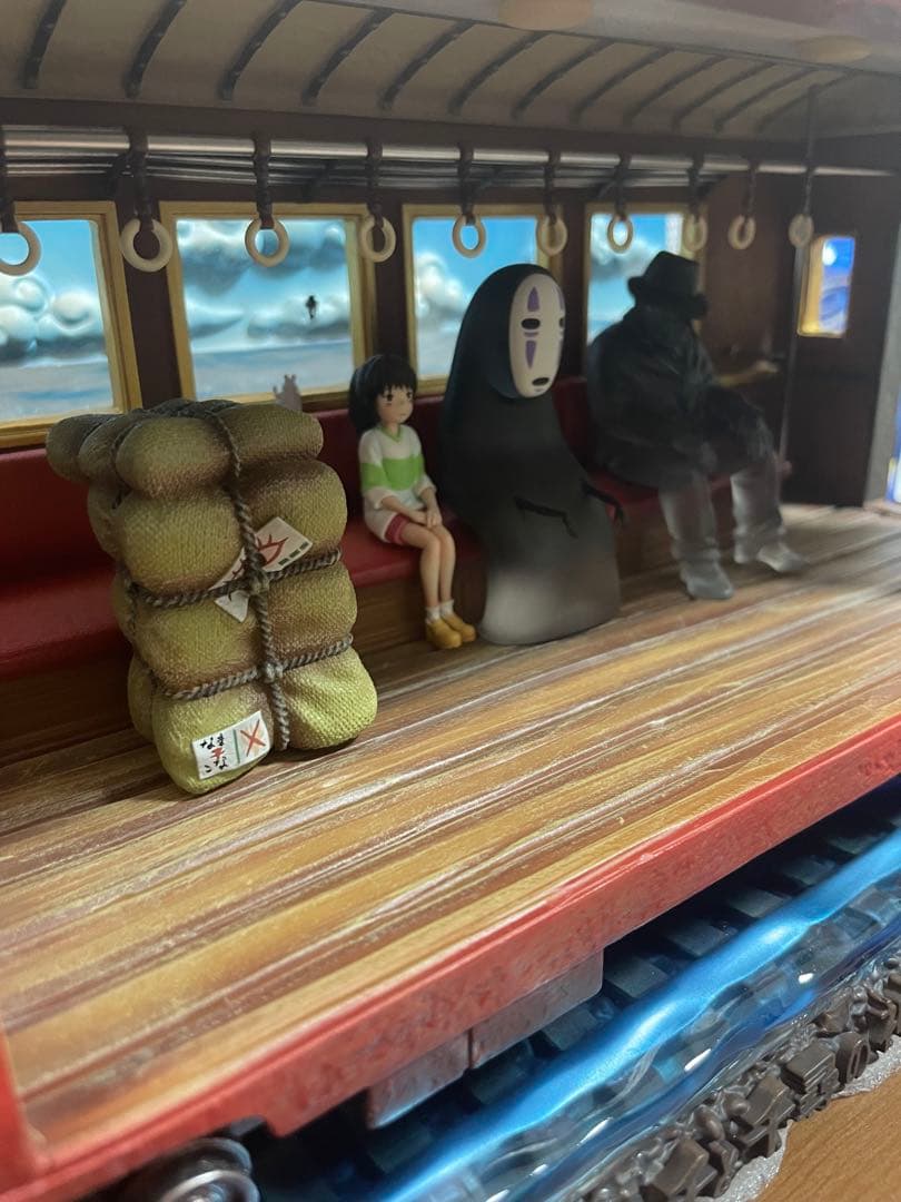 千と千尋の神隠し　ガレージキット　完成品　フィギュア