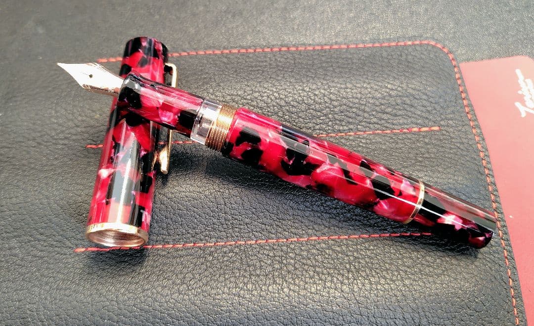 TWSBI 特別生産品 Draco（ドラコ）