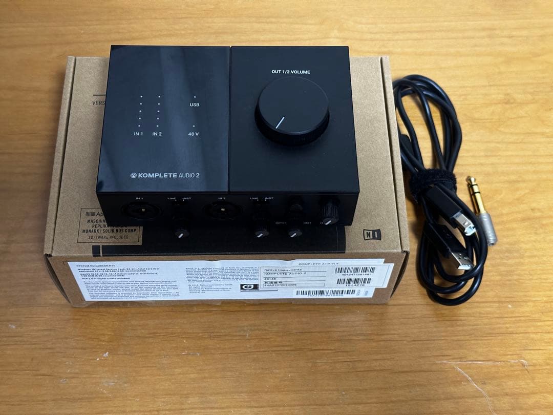 オーディオインターフェース KOMPLETE AUDIO 2 (おまけつき)