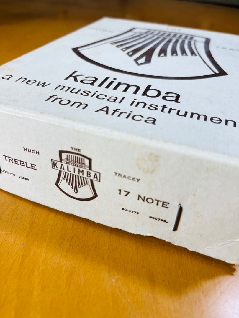 ヒュートレイシー カリンバ 17ノート アルトボックス Hugh Tracey