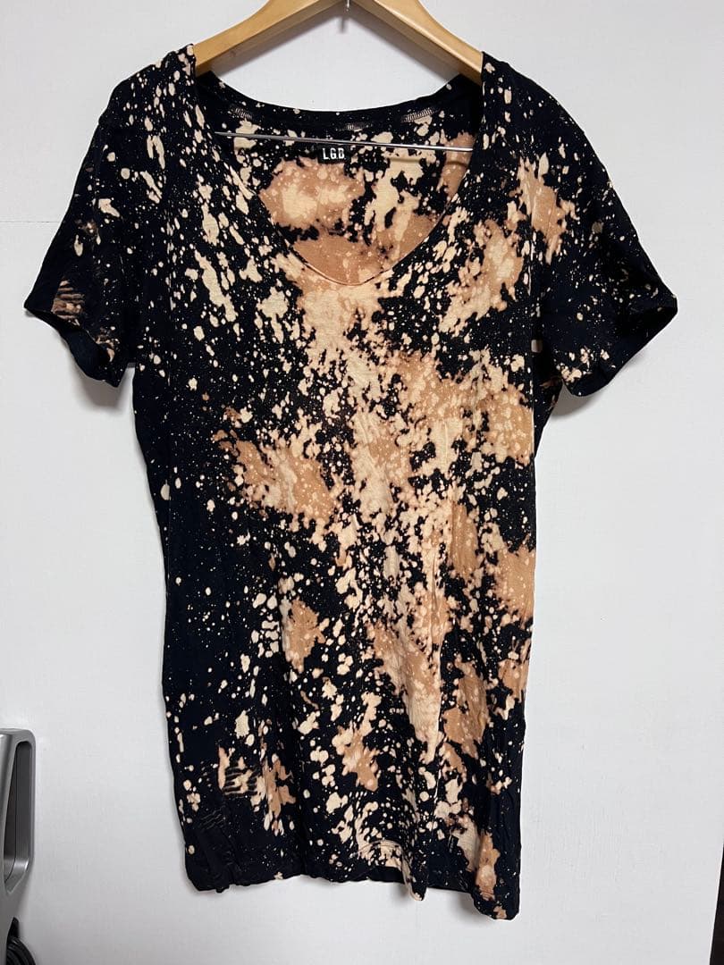 LGB Tシャツ　総柄　ブリーチ