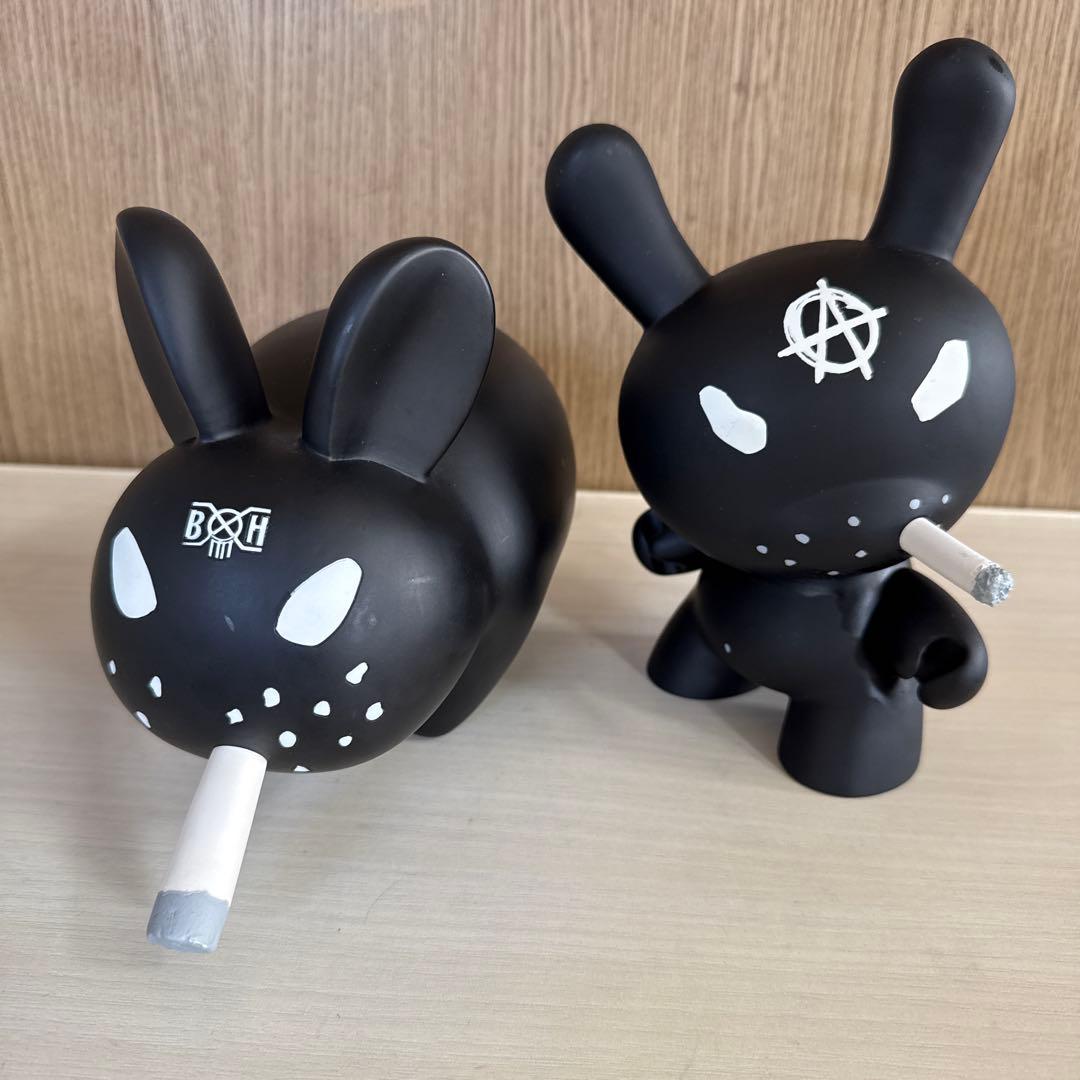 フランク・コジック　喫煙うさぎ