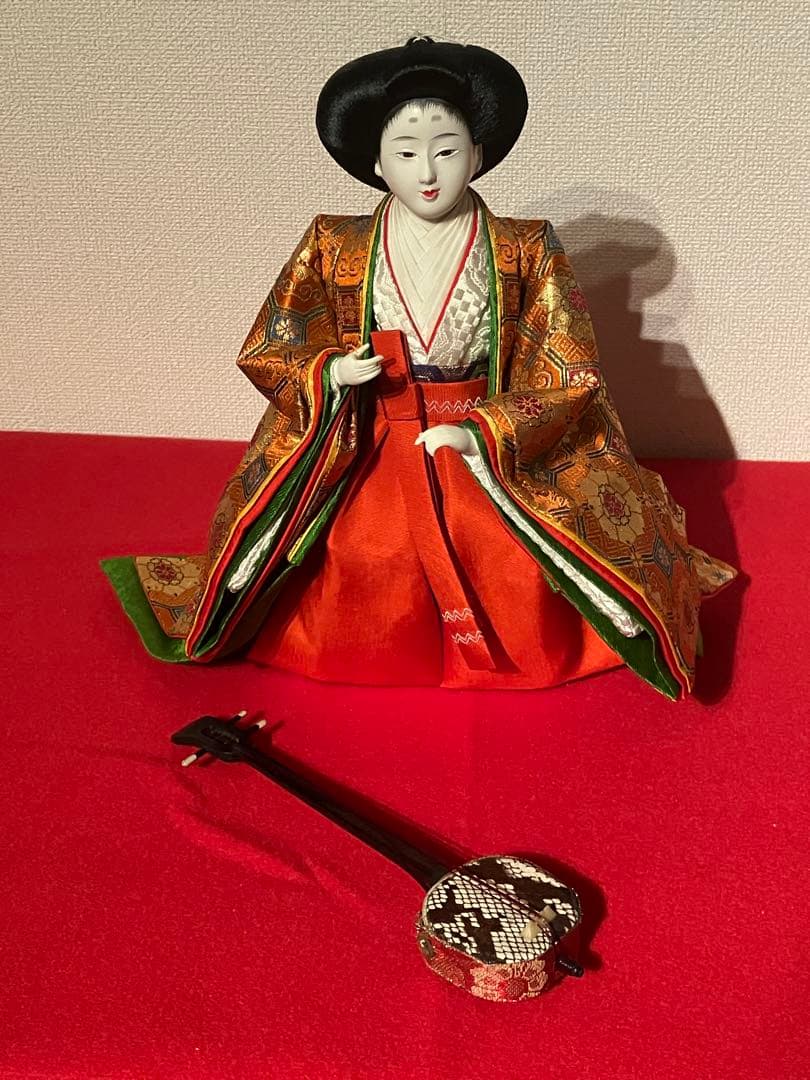三人官女　女楽人　雛人形　琴 三味線 楽器付き　橙色袿　有職装束