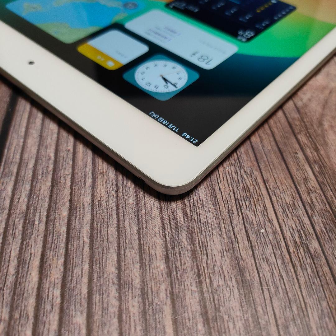 apple iPad 第7世代 32GB シルバー 美品