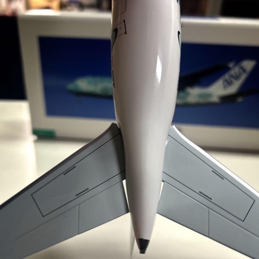 ANA エアバスA380フライングホヌ 1:200 ※タイヤ欠品