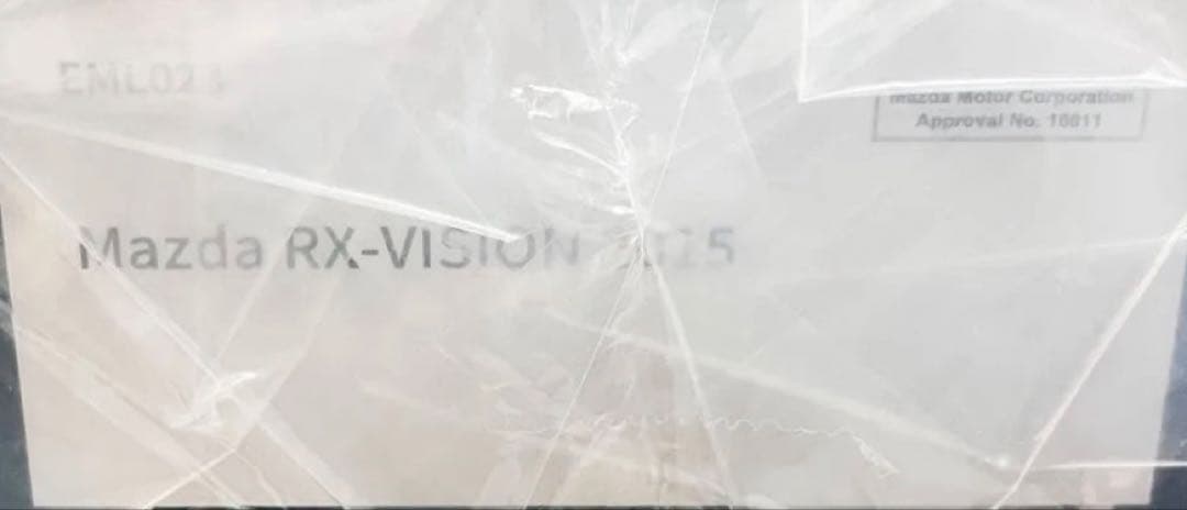 1/18 マツダ RX VISION メイクアップ EML023 アイドロン