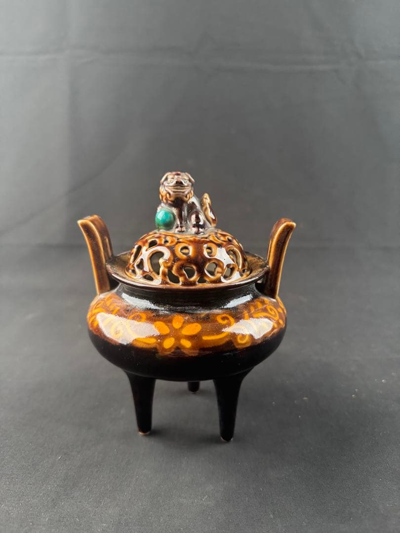 三ツ井為吉作 深厚釉香炉 九谷焼 火焔文皇玉獅子 高足三足 本物保証