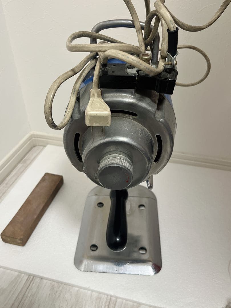 竪刃型裁断機　HITAKA INDUSTRIAL クロスカッター　手芸