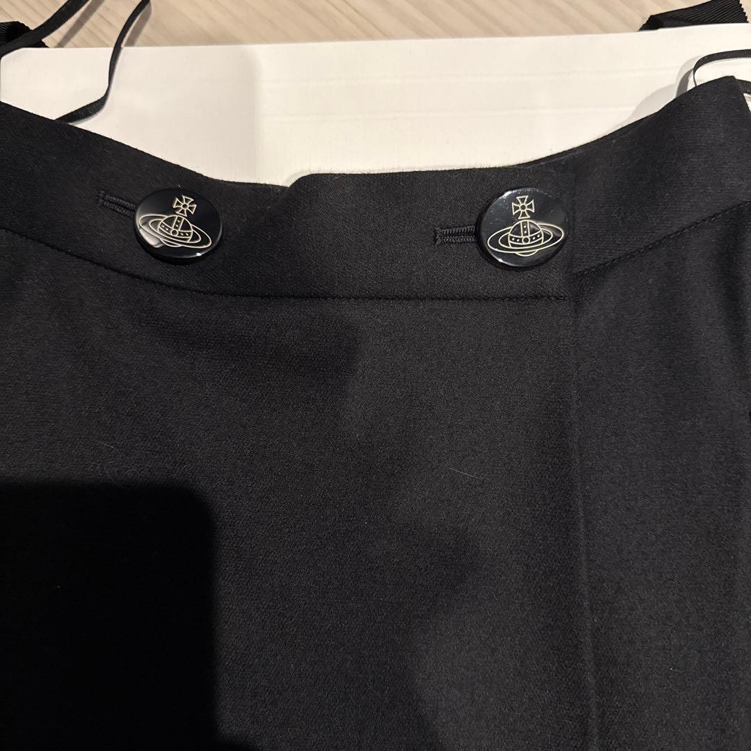 【VivienneWestwood】黒 フレアスカート