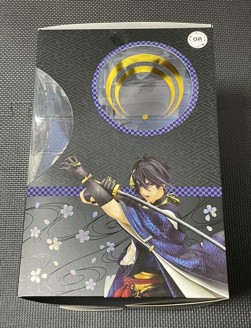 刀剣乱舞 三日月宗近 真剣必殺 フィギュア2体セット