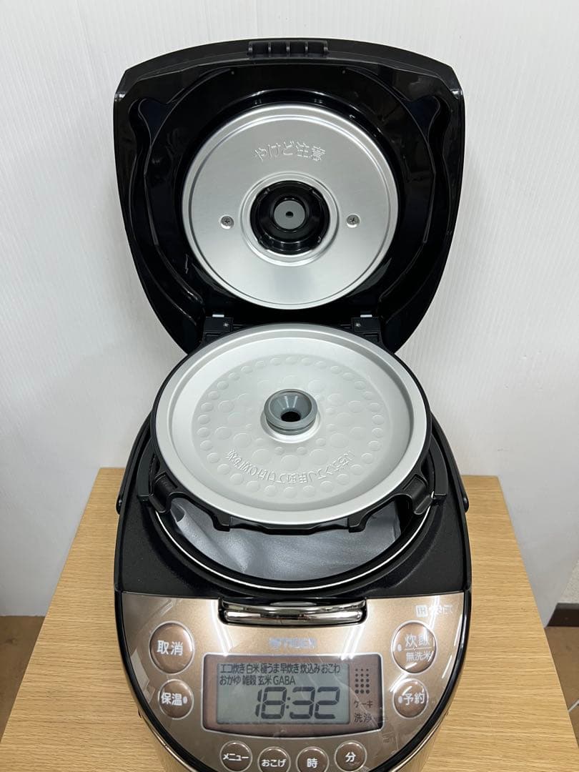 TIGER 炊飯器 5.5合 IH炊きたて JKT-M100 2021年製