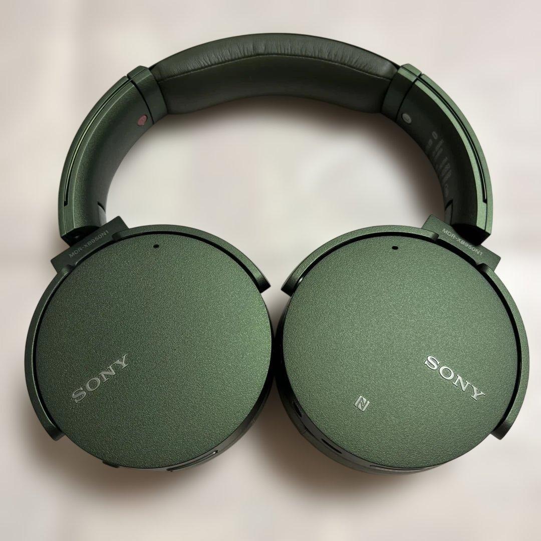 SONY ワイヤレスヘッドホン グリーン　MDR-XB950N1