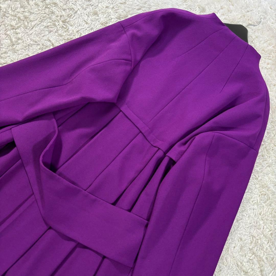 UN3D ノーカラー　プリーツ　フレア　ボタンレス　Aライン　ロングコート