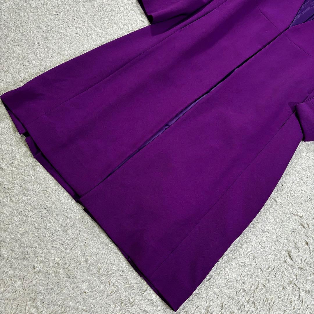 UN3D ノーカラー　プリーツ　フレア　ボタンレス　Aライン　ロングコート